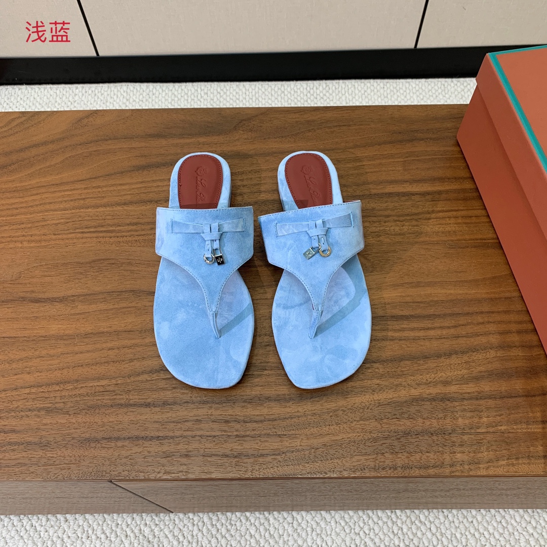 【Loro Piana】人字拖鞋。意大利顶级羊绒复古优雅低调奢华。时尚性与皮料实用性同样兼具依然全网最高