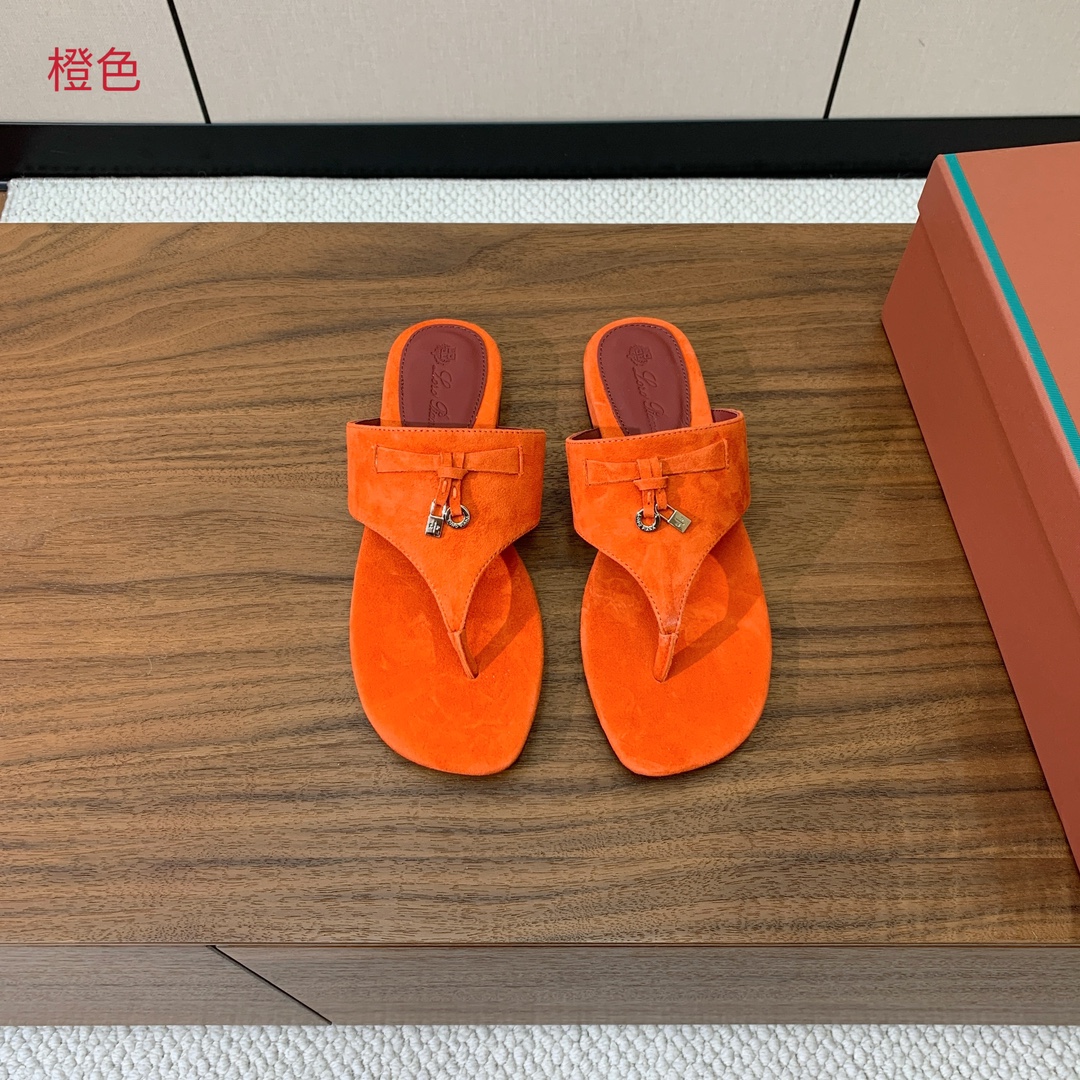 【Loro Piana】人字拖鞋。意大利顶级羊绒复古优雅低调奢华。时尚性与皮料实用性同样兼具依然全网最高