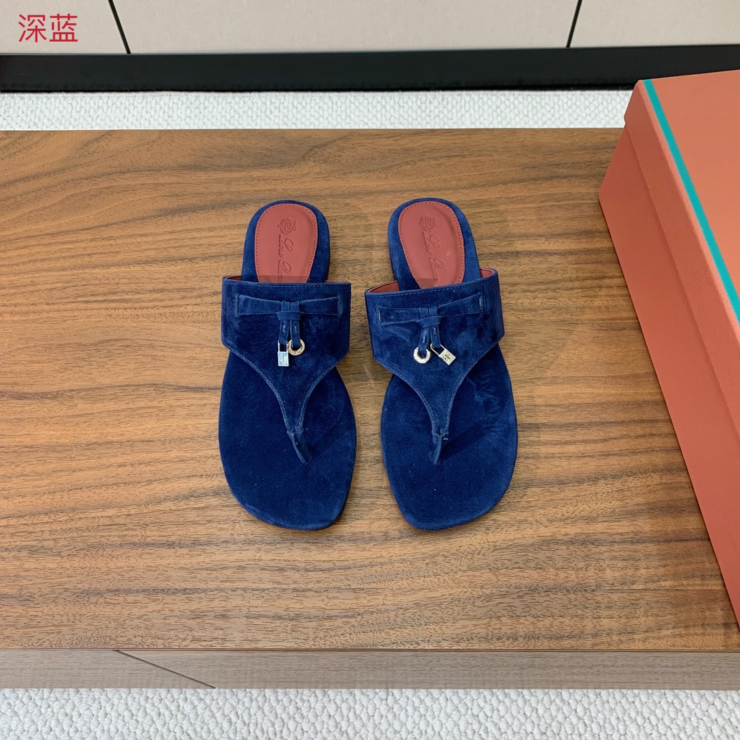【Loro Piana】人字拖鞋。意大利顶级羊绒复古优雅低调奢华。时尚性与皮料实用性同样兼具依然全网最高
