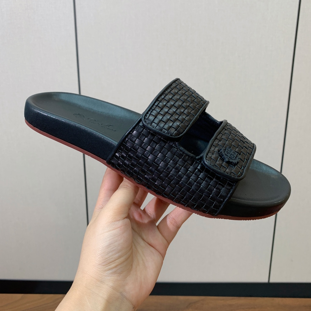 【Loro Piana】男款拖鞋。意大利顶级羊绒复古优雅低调奢华。时尚性与皮料实用性同样兼具依然全网最高