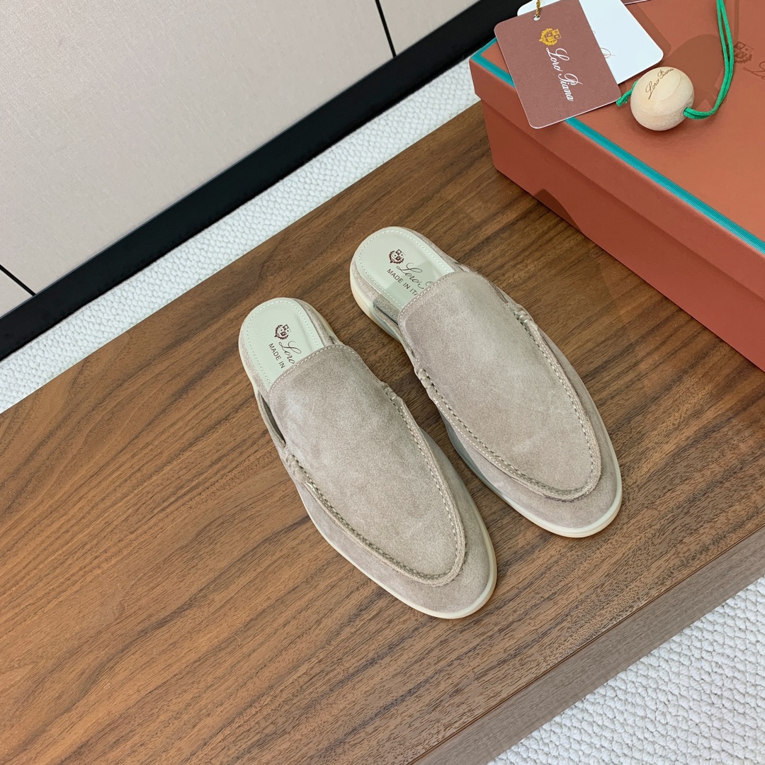 【Loro Piana】男款包头拖。复古优雅低调奢华。时尚性与皮料实用性同样兼具依然全网最高品质。鞋面牛