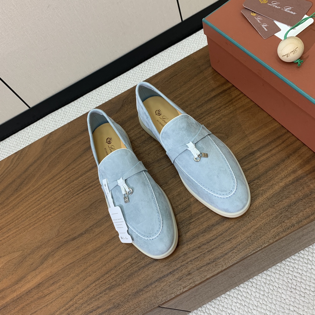 【Loro Piana】锁边款乐福鞋。意大利顶级羊绒复古优雅低调奢华。时尚性与皮料实用性同样兼具依然全网