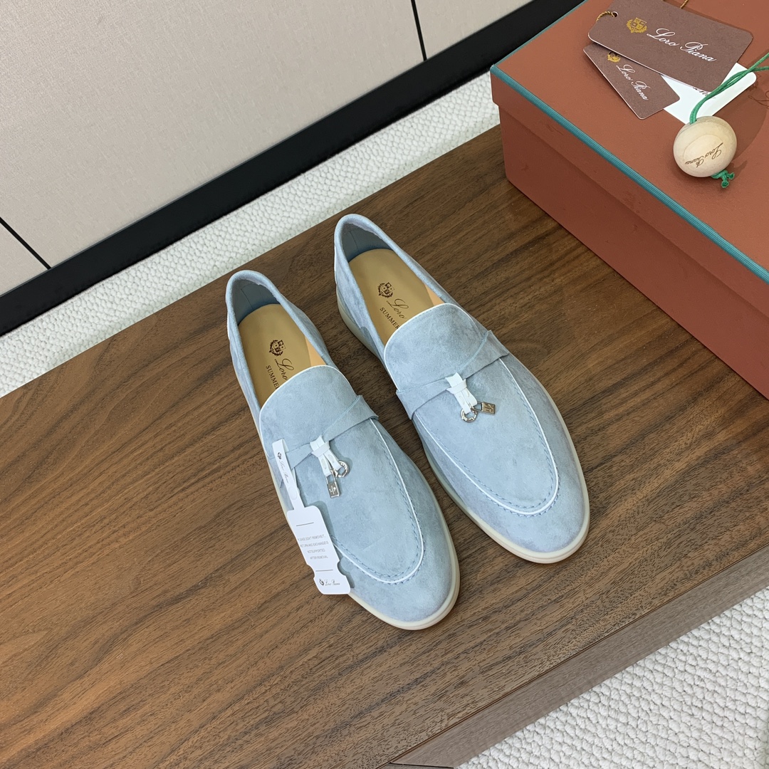 【Loro Piana】锁边款乐福鞋。意大利顶级羊绒复古优雅低调奢华。时尚性与皮料实用性同样兼具依然全网