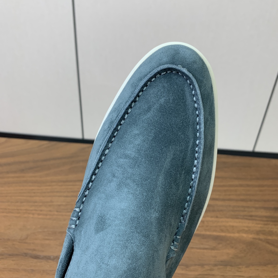 【Loro Piana】光面乐福鞋。意大利顶级羊绒复古优雅低调奢华。时尚性与皮料实用性同样兼具依然全网最