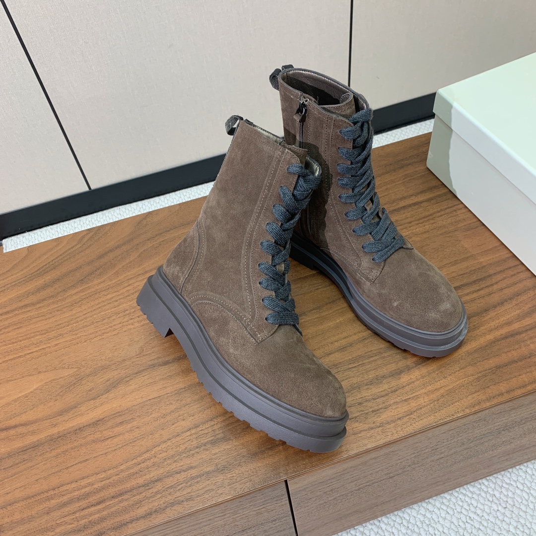 【BRUNELL* CUCINELL*】新款绑带短靴。鞋面牛反绒，牛皮。羊皮内里，原版开模五金，橡胶大底
