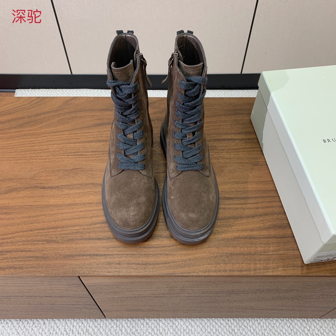 【BRUNELL* CUCINELL*】新款绑带短靴。鞋面牛反绒，牛皮。羊皮内里，原版开模五金，橡胶大底