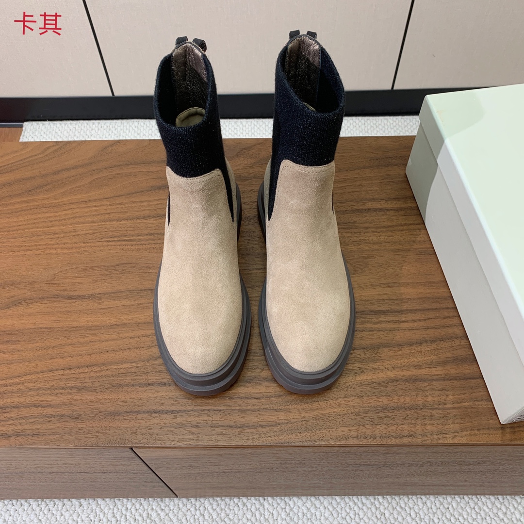 【BRUNELL* CUCINELL*】新款短靴。鞋面牛反绒，牛皮。羊皮内里，原版开模五金，橡胶大底。
