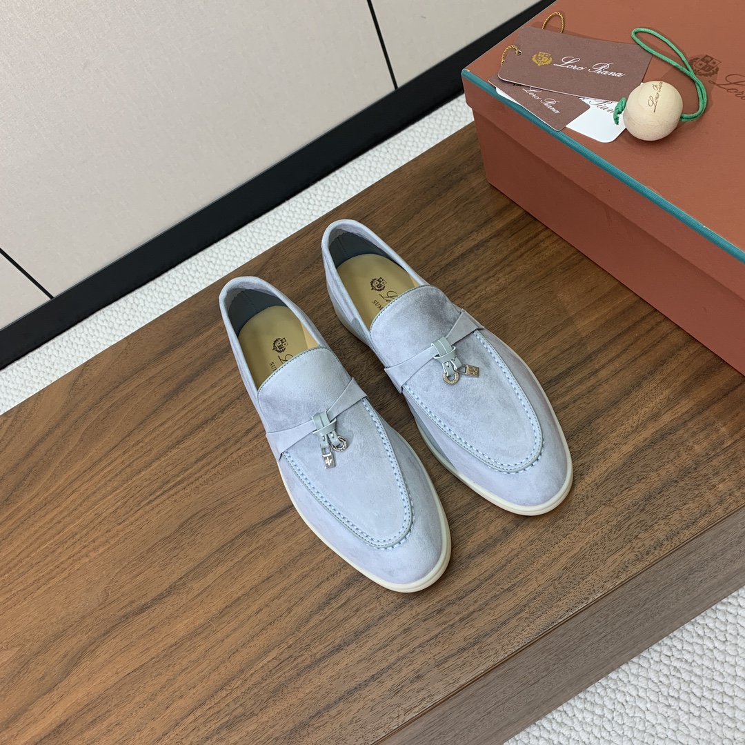 【Loro Piana】锁边款乐福鞋。意大利顶级羊绒复古优雅低调奢华。时尚性与皮料实用性同样兼具依然全网