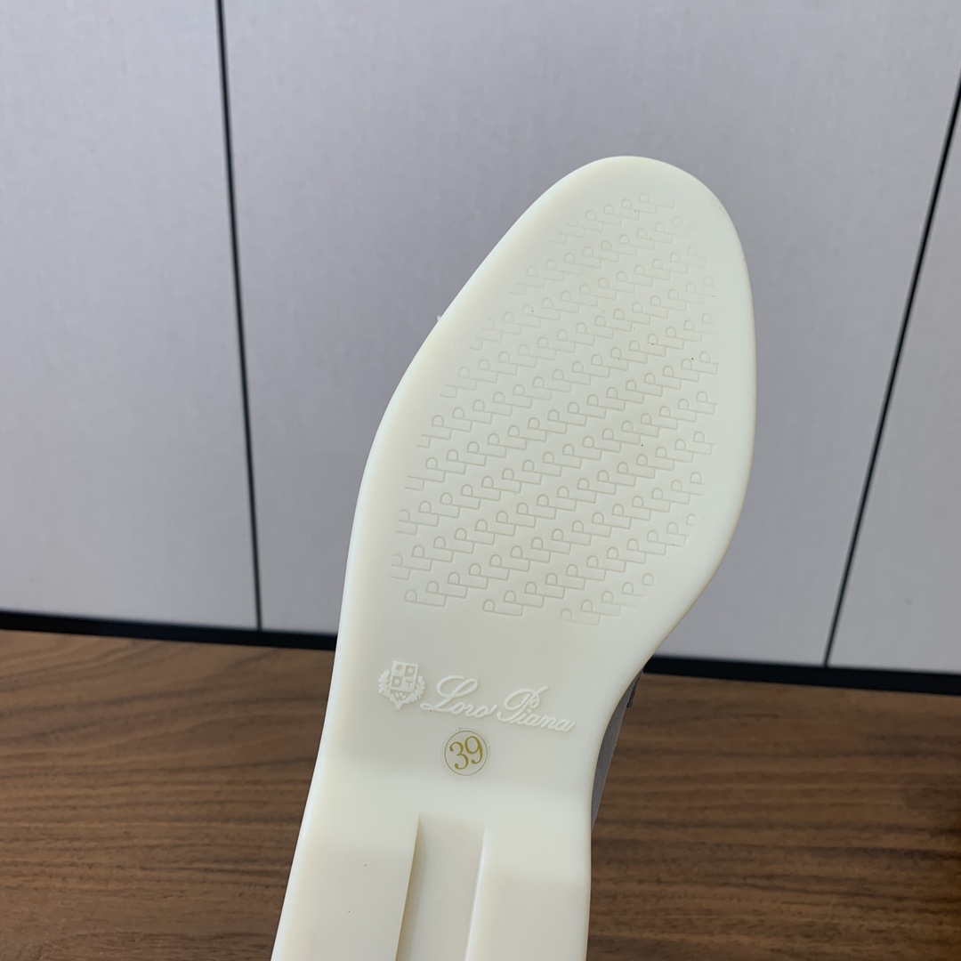 【Loro Piana】拼色乐福鞋。意大利顶级羊绒复古优雅低调奢华。时尚性与皮料实用性同样兼具依然全网最