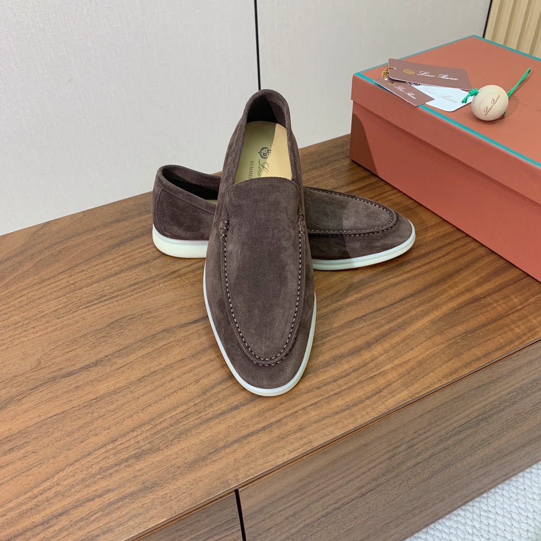 【Loro Piana】男款光面乐福鞋。复古优雅低调奢华。时尚性与皮料实用性同样兼具依然全网最高品质。鞋