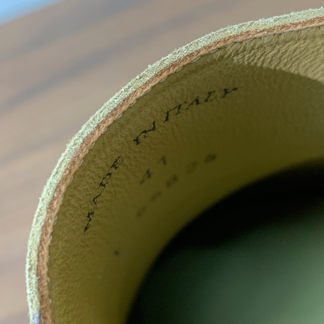 【Loro Piana】男款光面乐福鞋。复古优雅低调奢华。时尚性与皮料实用性同样兼具依然全网最高品质。鞋