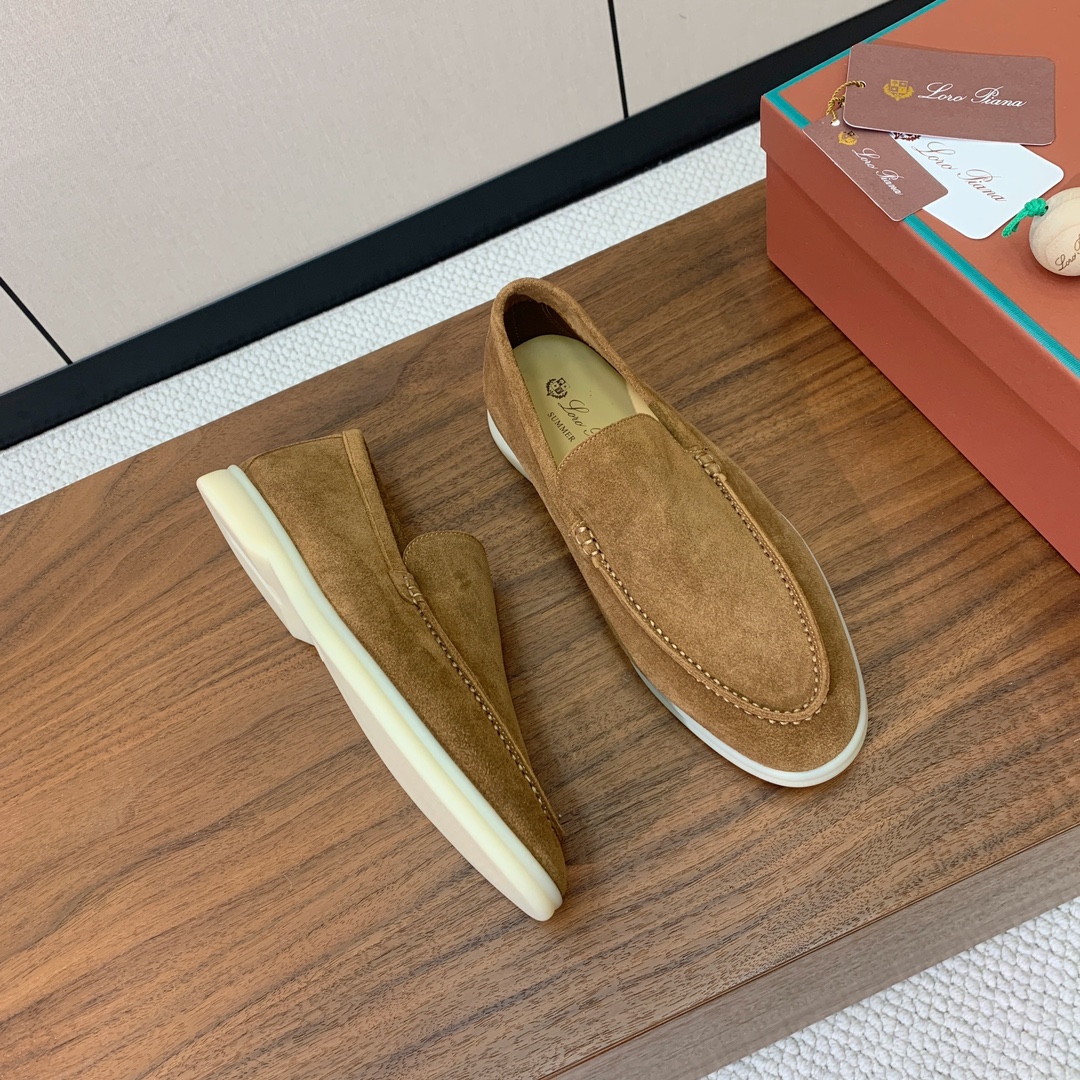 【Loro Piana】男款光面乐福鞋。复古优雅低调奢华。时尚性与皮料实用性同样兼具依然全网最高品质。鞋