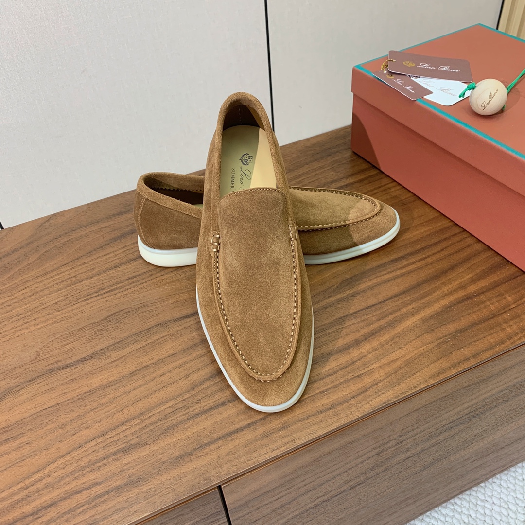 【Loro Piana】男款光面乐福鞋。复古优雅低调奢华。时尚性与皮料实用性同样兼具依然全网最高品质。鞋