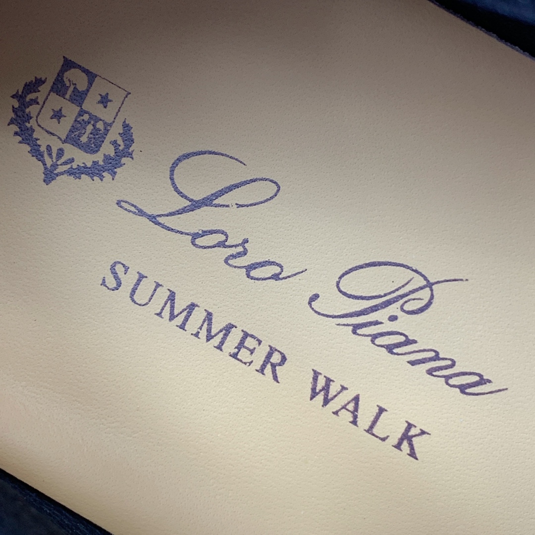 【Loro Piana】男款光面乐福鞋。复古优雅低调奢华。时尚性与皮料实用性同样兼具依然全网最高品质。鞋
