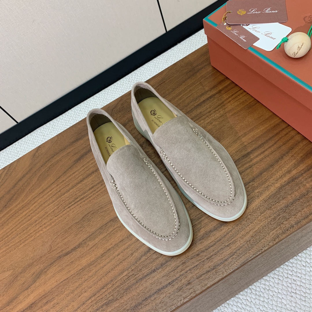 【Loro Piana】男款光面乐福鞋。复古优雅低调奢华。时尚性与皮料实用性同样兼具依然全网最高品质。鞋