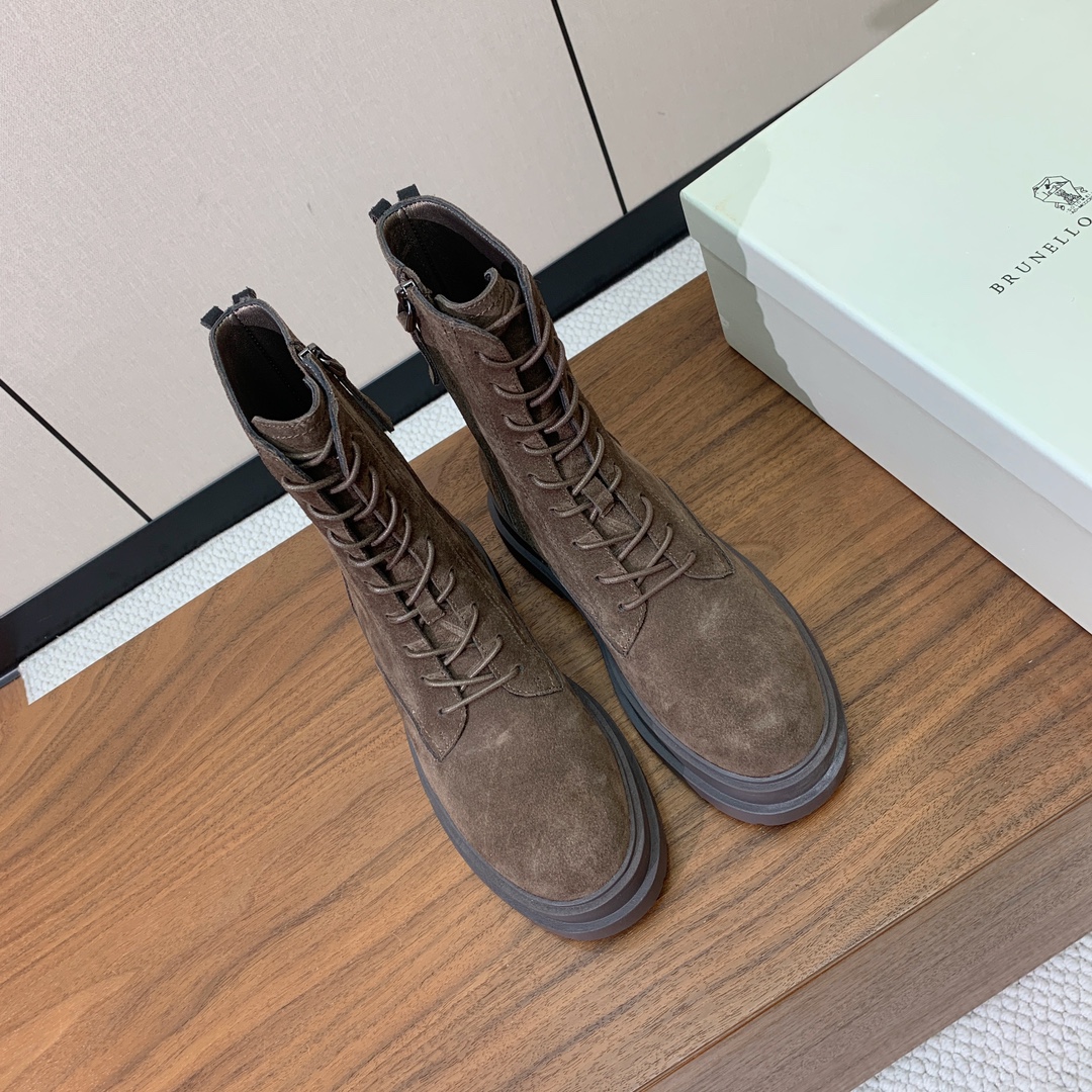 【BRUNELL* CUCINELL*】新款绑带短靴。鞋面牛反绒，牛皮。羊皮内里，原版开模五金，橡胶大底