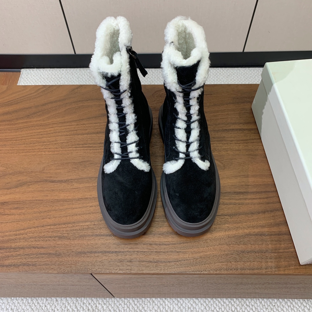 【BRUNELL* CUCINELL*】系带毛里短靴。鞋面牛反绒，牛皮。羊毛内里，原版开模五金，橡胶大底