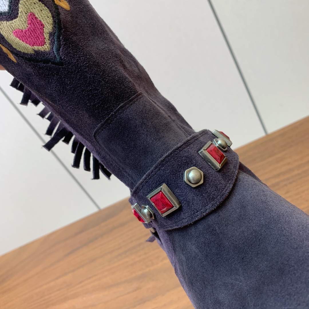 【ISABEL MARANT】流苏刺绣长靴。简约百搭款。材质：鞋面头层牛反绒。牛皮内里，真皮大底。码数：