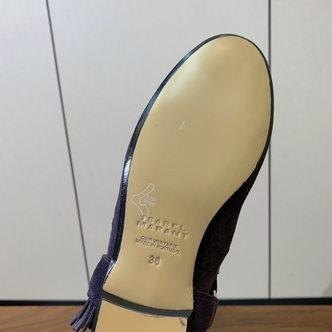 【ISABEL MARANT】流苏刺绣长靴。简约百搭款。材质：鞋面头层牛反绒。牛皮内里，真皮大底。码数：