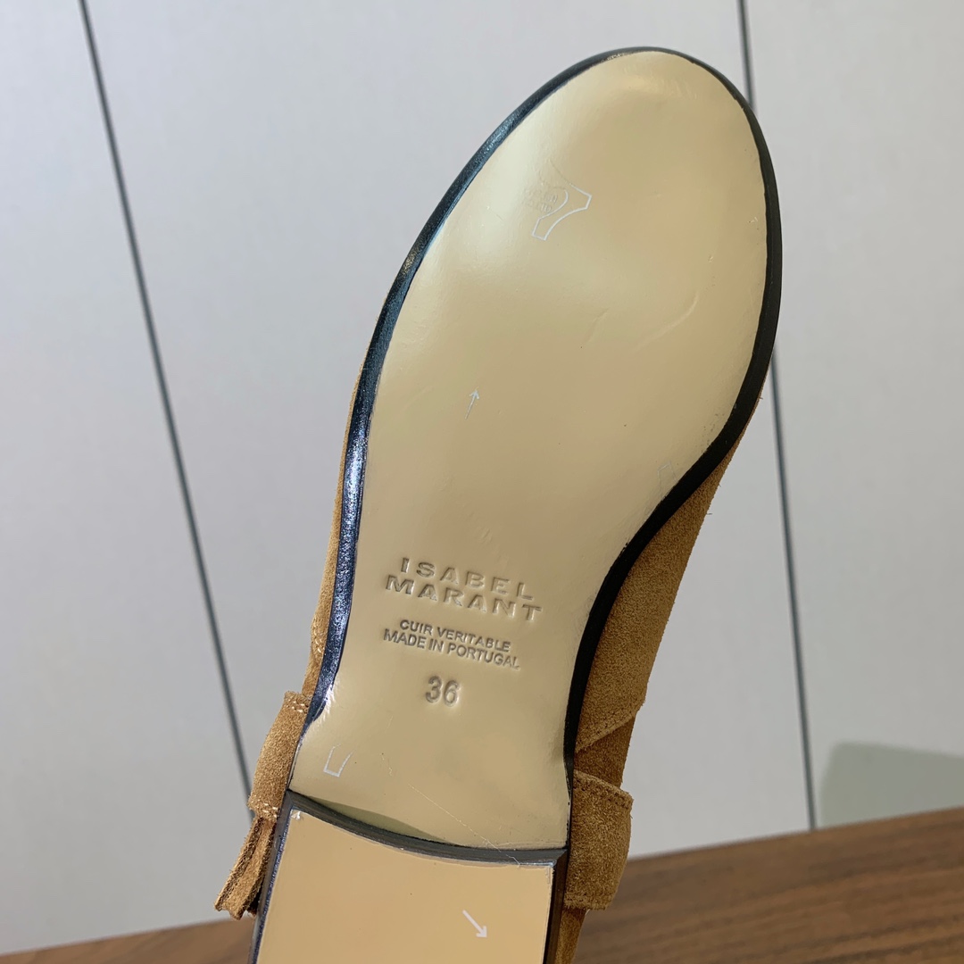 【ISABEL MARANT】流苏刺绣长靴。简约百搭款。材质：鞋面头层牛反绒。牛皮内里，真皮大底。码数：