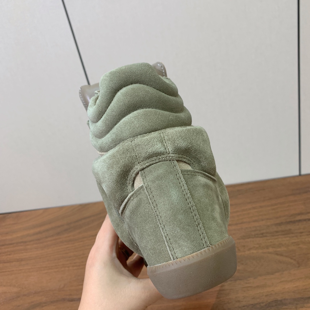 【Isabel Marant】秋冬内增高拼色高帮休闲鞋。超级有高级感上脚超好看。关键超级舒适脚感一点都不