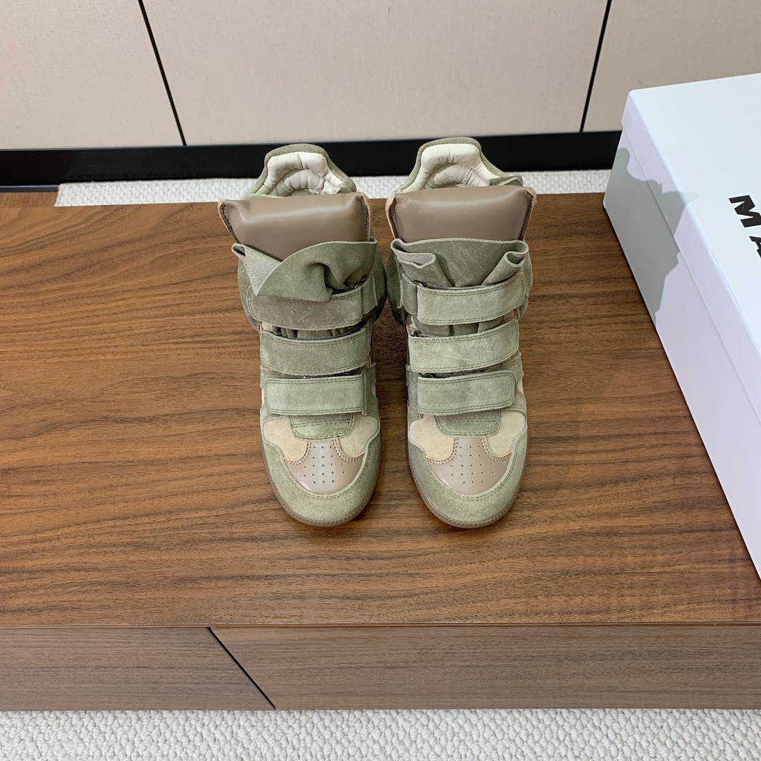 【Isabel Marant】秋冬内增高拼色高帮休闲鞋。超级有高级感上脚超好看。关键超级舒适脚感一点都不
