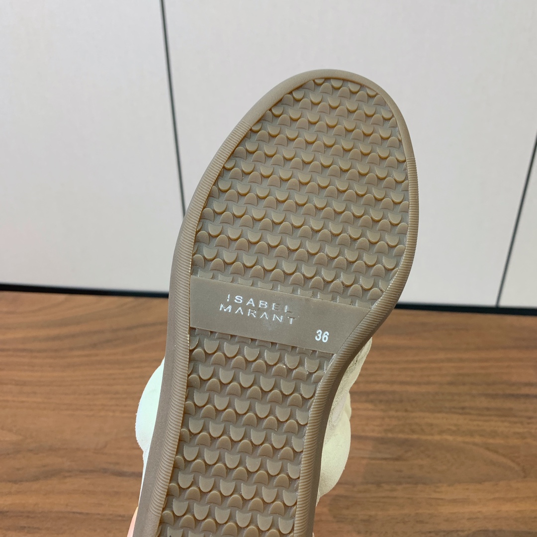 【Isabel Marant】秋冬内增高拼色高帮休闲鞋。超级有高级感上脚超好看。关键超级舒适脚感一点都不