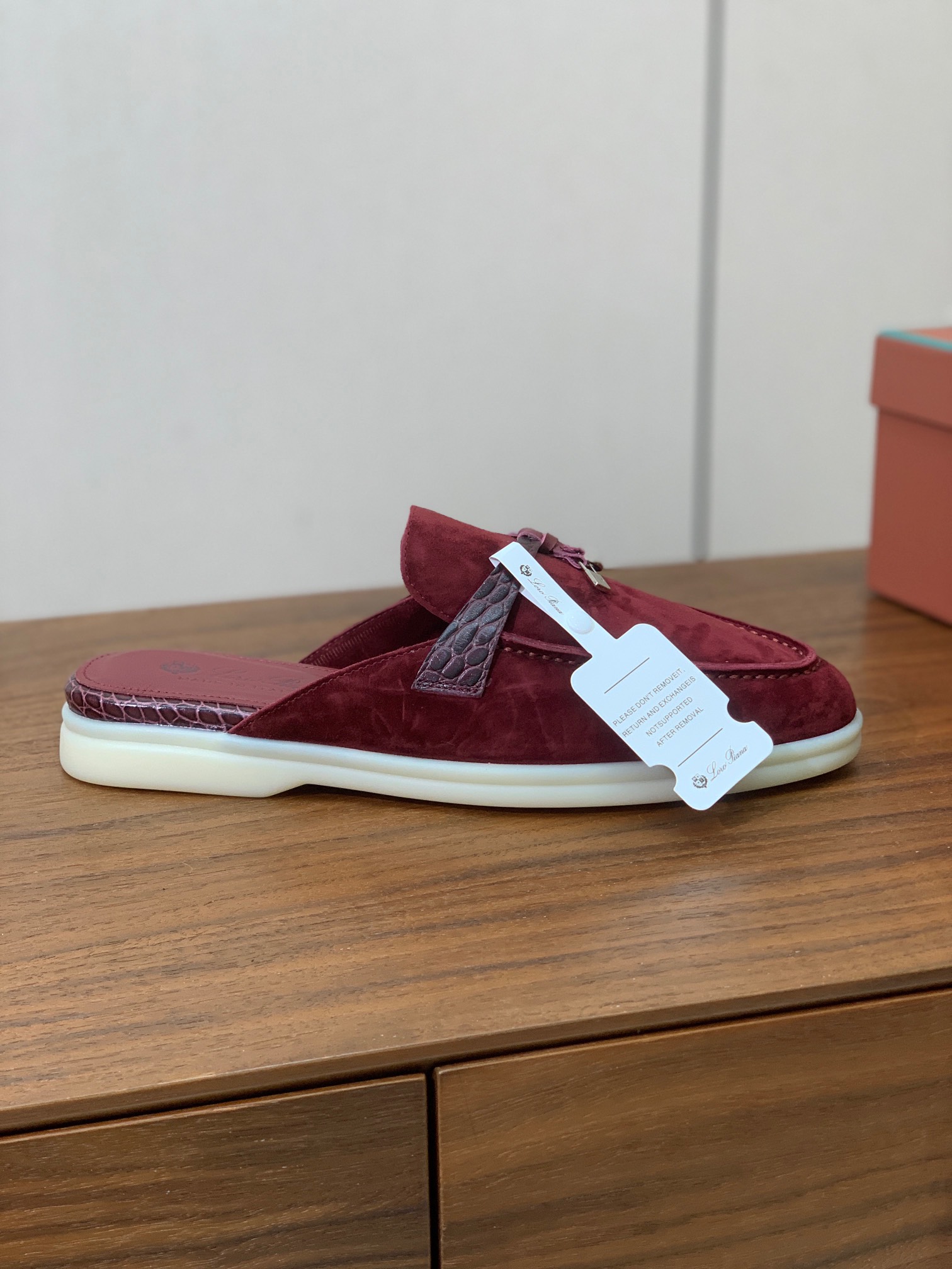 【Loro Piana】石头纹拼色包头拖。意大利顶级羊绒复古优雅低调奢华。时尚性与皮料实用性同样兼具依然