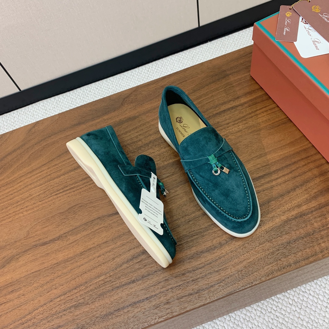 【Loro Piana】乐福鞋。意大利顶级羊绒复古优雅低调奢华。时尚性与皮料实用性同样兼具依然全网最高品