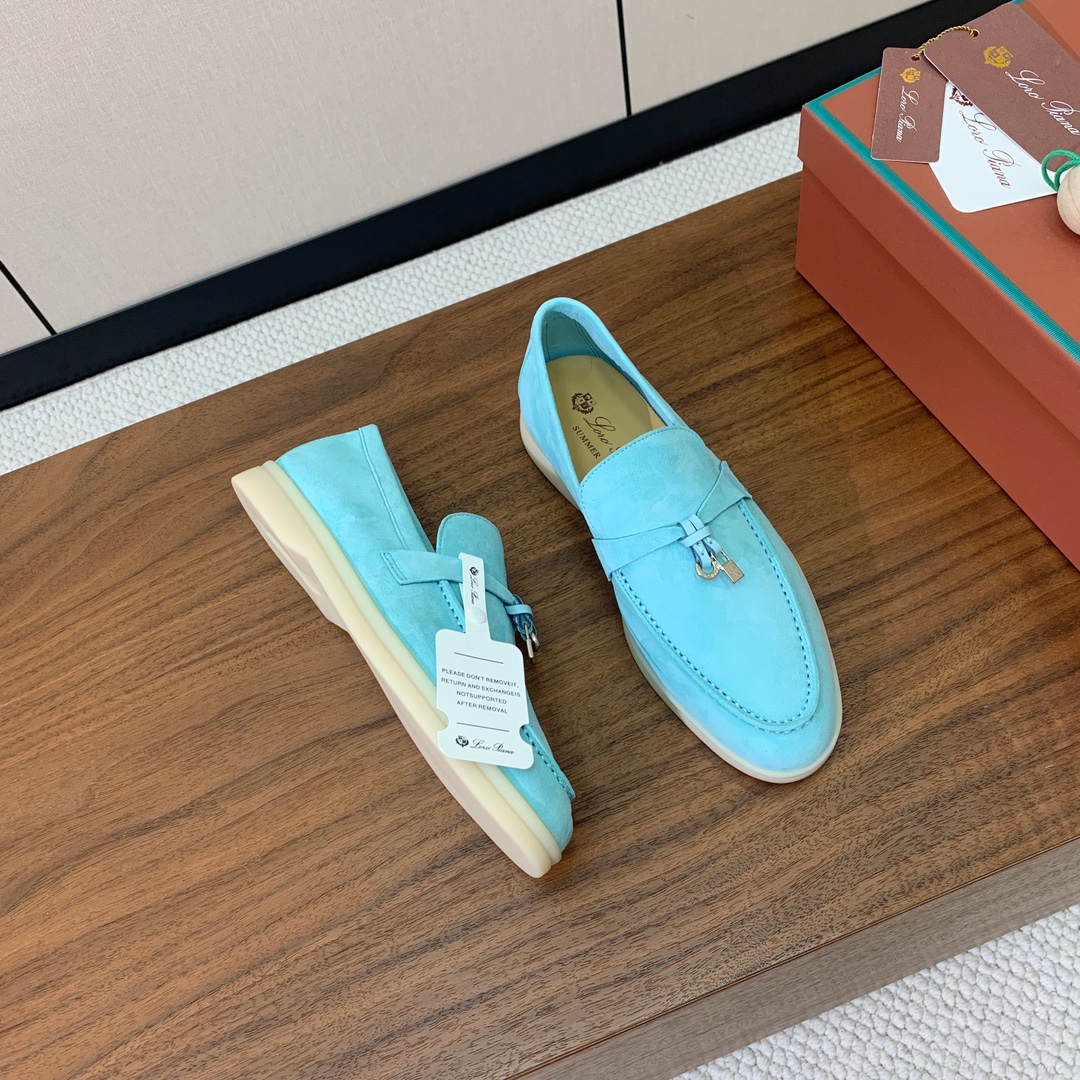 【Loro Piana】乐福鞋。意大利顶级羊绒复古优雅低调奢华。时尚性与皮料实用性同样兼具依然全网最高品