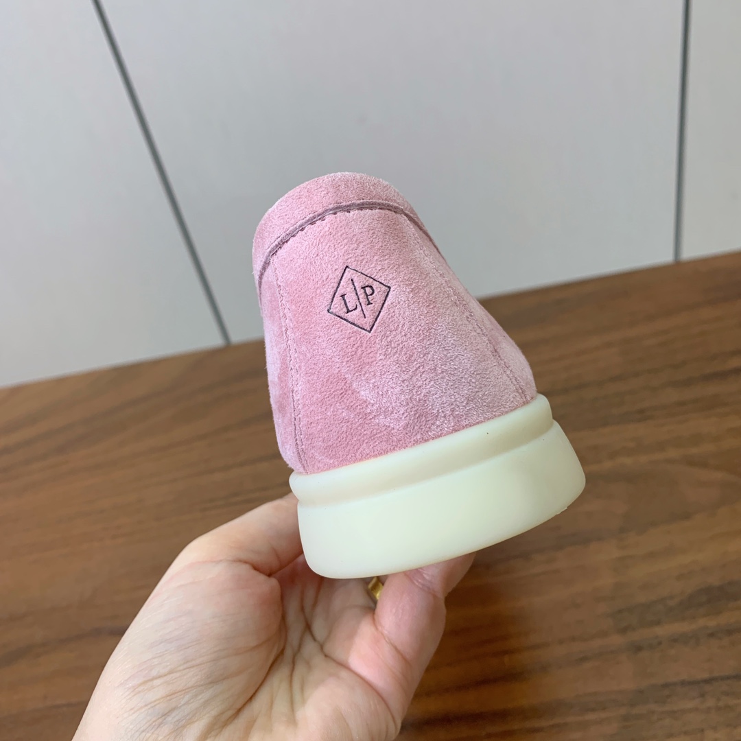 【Loro Piana】乐福鞋。意大利顶级羊绒复古优雅低调奢华。时尚性与皮料实用性同样兼具依然全网最高品