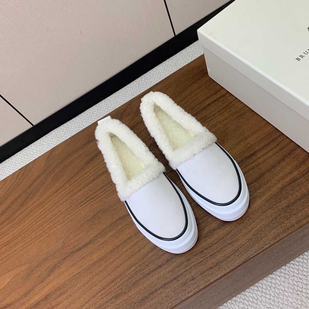 【Brunell* Cucinell*】羊毛里乐福鞋。鞋面采用进口牛绒，羊毛内里，原版开模大底！上脚超舒