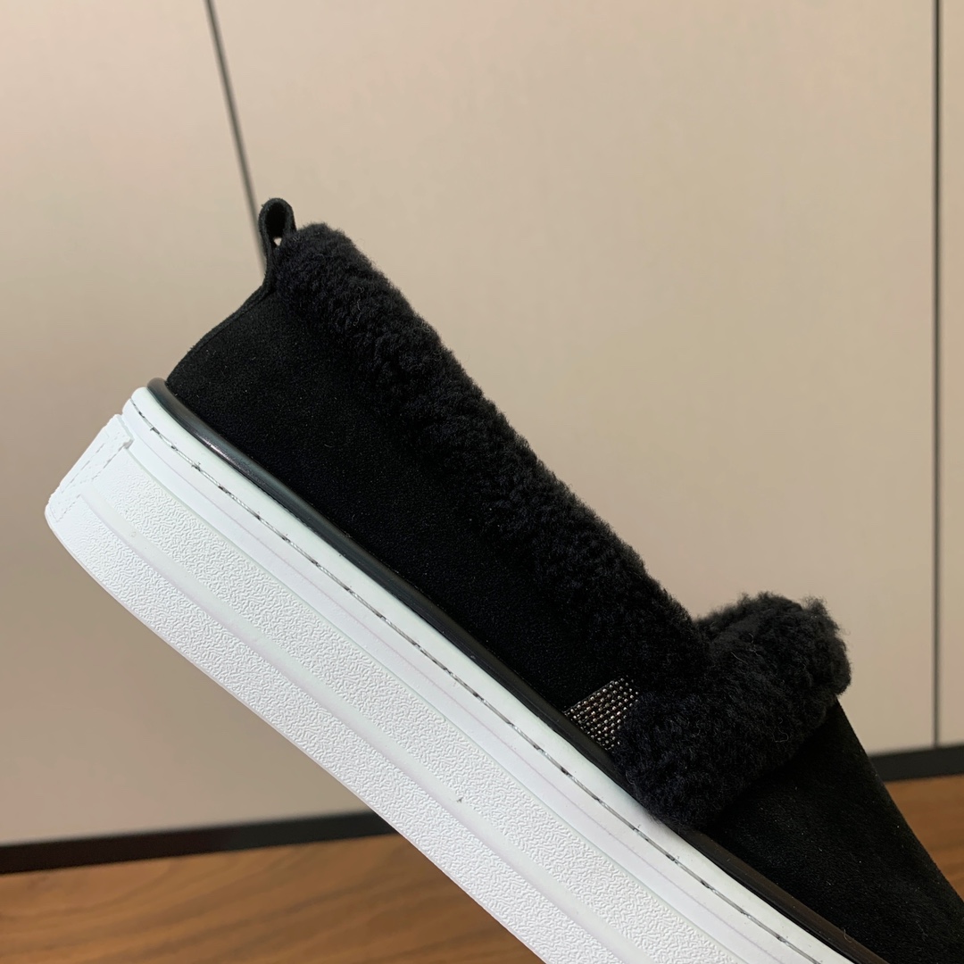 【Brunell* Cucinell*】羊毛里乐福鞋。鞋面采用进口牛绒，羊毛内里，原版开模大底！上脚超舒