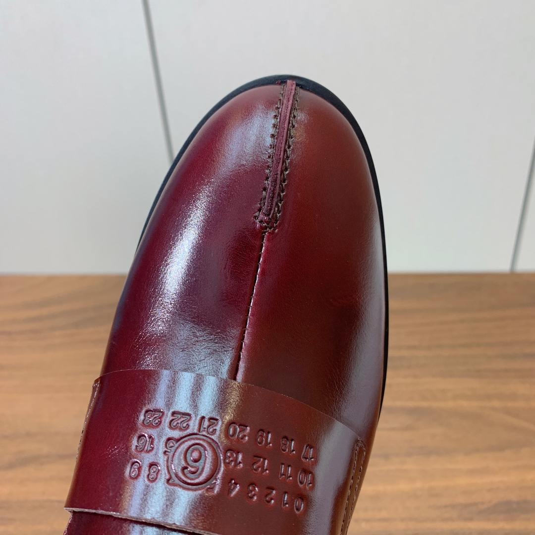 Maison Margiela Women's Leather Mules - Burgundy, Timeless Style 7 i1756859583 6914 0