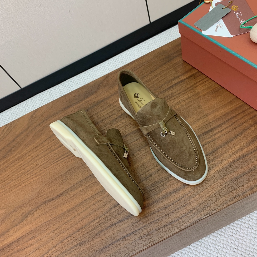 【Loro Piana】乐福鞋。意大利顶级羊绒复古优雅低调奢华。时尚性与皮料实用性同样兼具依然全网最高品