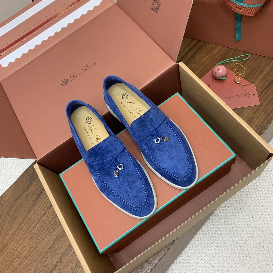 【Loro Piana】顶级版本乐福鞋，原版一比一。品牌低调奢华柔软一贯纯色简约的设计风格。皮质柔软舒适