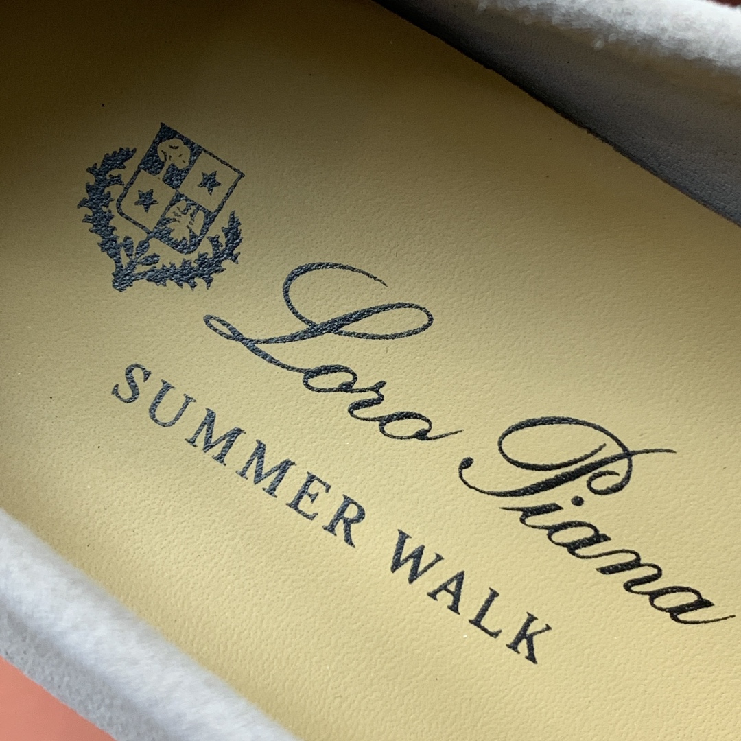 【Loro Piana】顶级版本乐福鞋，原版一比一。品牌低调奢华柔软一贯纯色简约的设计风格。皮质柔软舒适