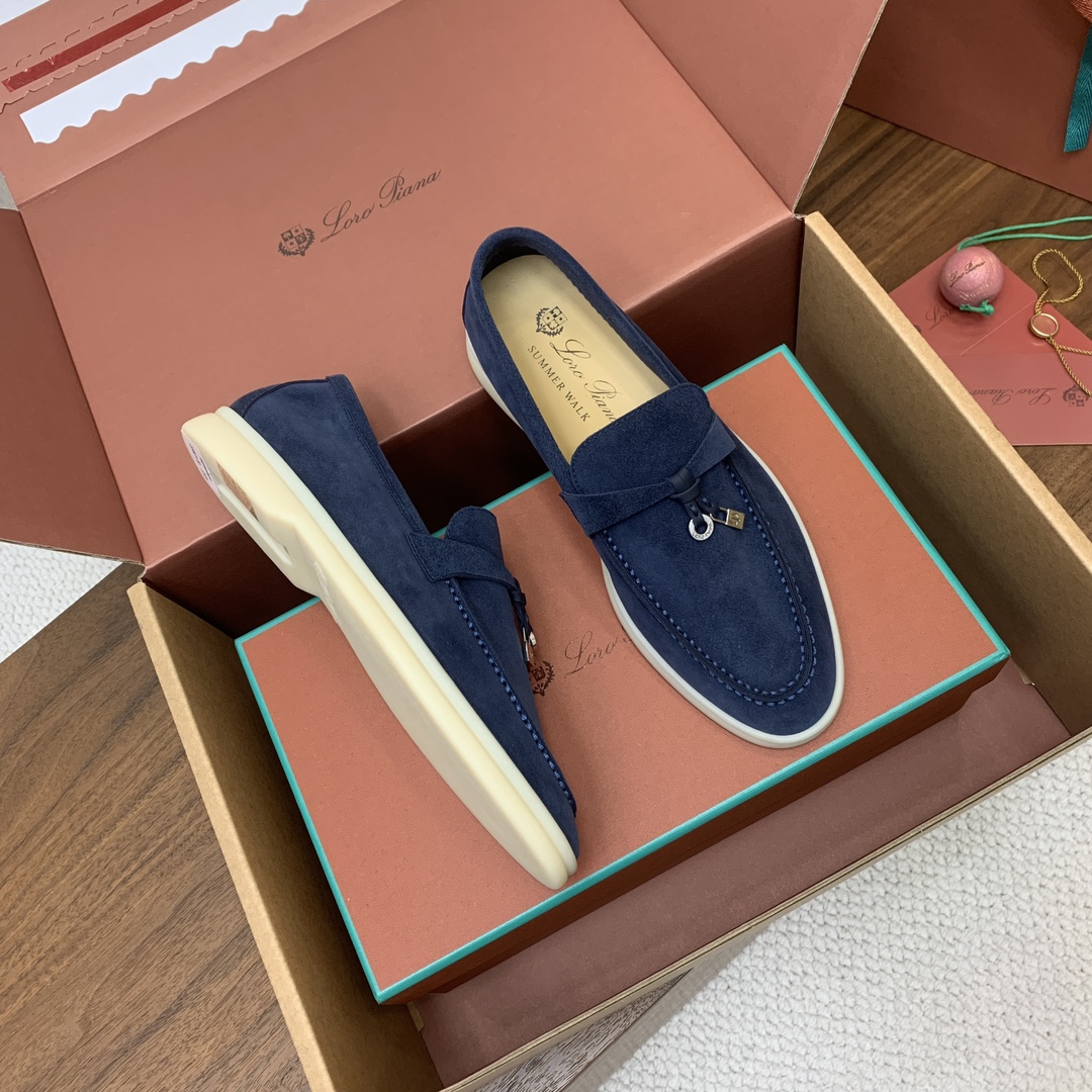 【Loro Piana】顶级版本乐福鞋，原版一比一。品牌低调奢华柔软一贯纯色简约的设计风格。皮质柔软舒适