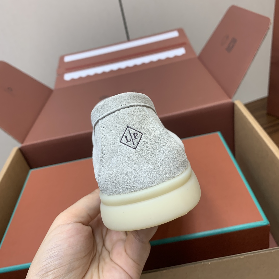 【Loro Piana】顶级版本乐福鞋，原版一比一。品牌低调奢华柔软一贯纯色简约的设计风格。皮质柔软舒适