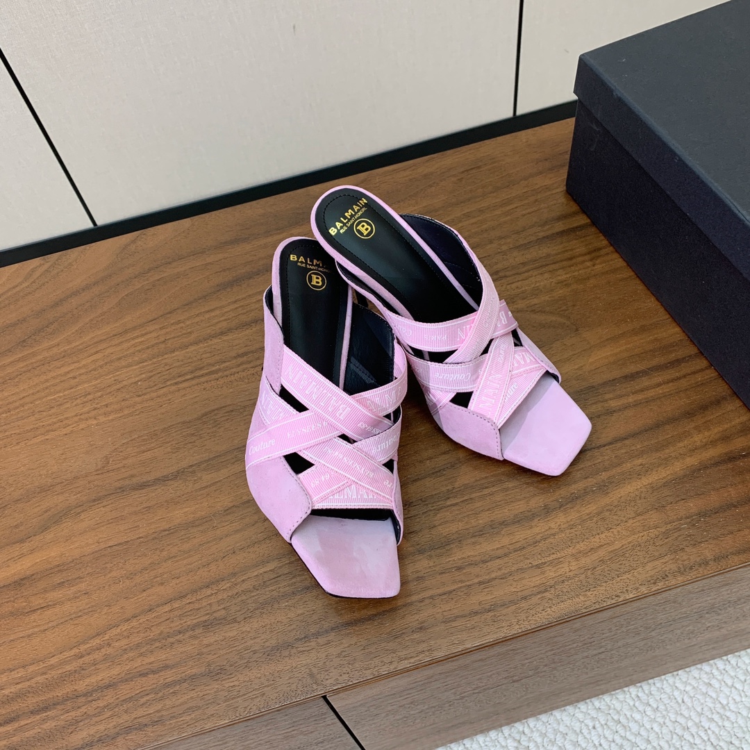 【Bal*ain】织带高跟拖鞋。愈发別致出众，无敌气场、无敌好看。材质：鞋面羊京➕定制Logo织带。牛皮