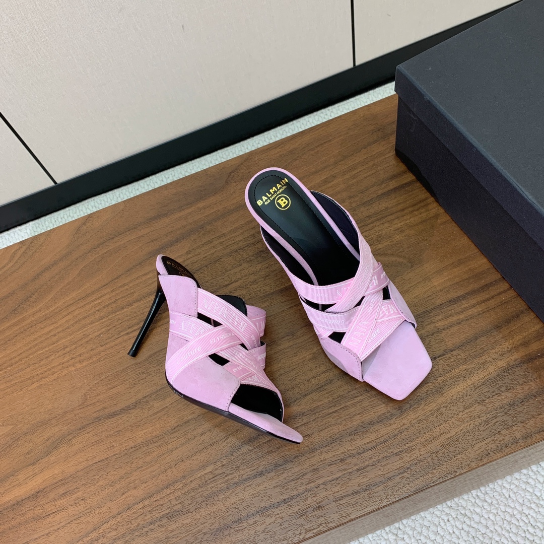 【Bal*ain】织带高跟拖鞋。愈发別致出众，无敌气场、无敌好看。材质：鞋面羊京➕定制Logo织带。牛皮