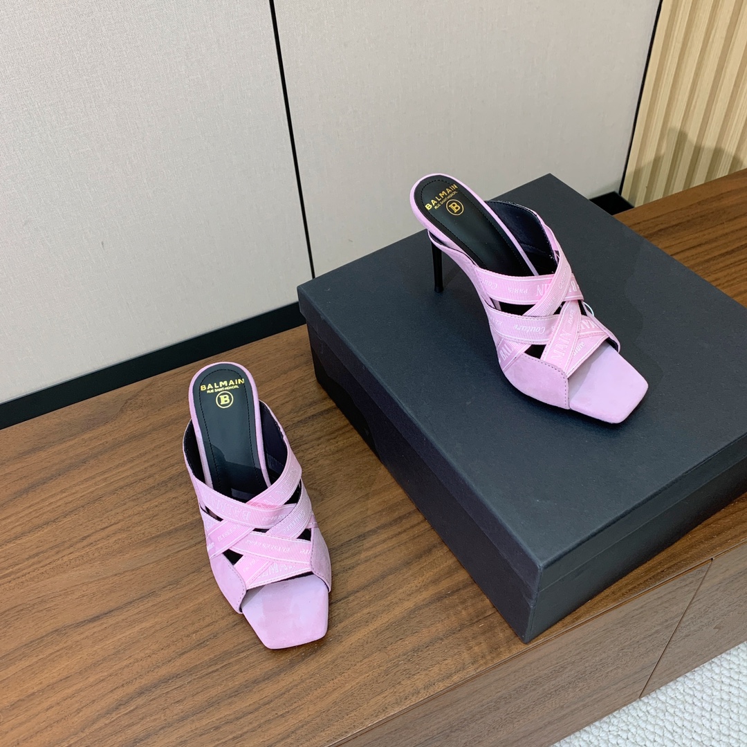 【Bal*ain】织带高跟拖鞋。愈发別致出众，无敌气场、无敌好看。材质：鞋面羊京➕定制Logo织带。牛皮