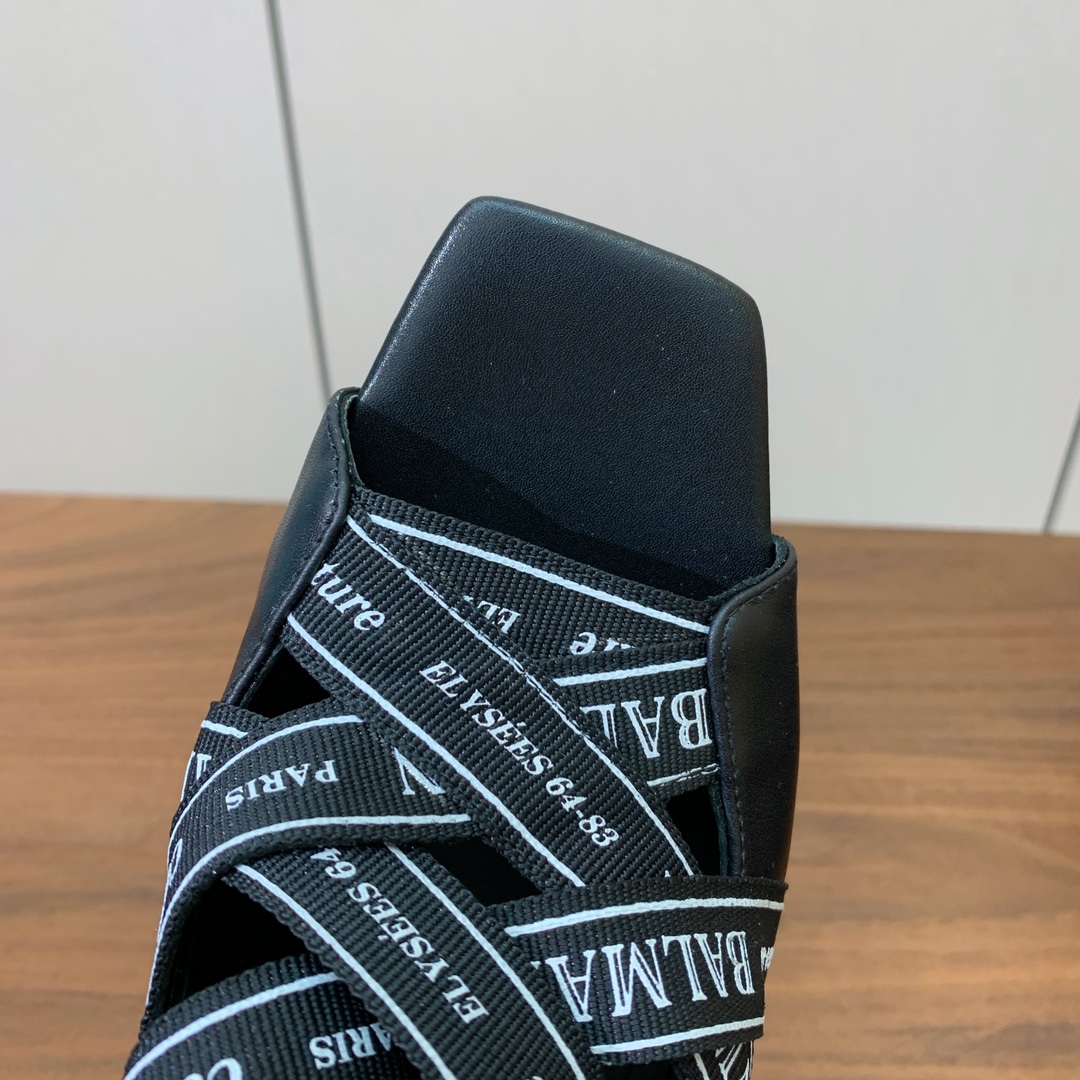 【Bal*ain】织带高跟拖鞋。愈发別致出众，无敌气场、无敌好看。材质：鞋面羊京➕定制Logo织带。牛皮