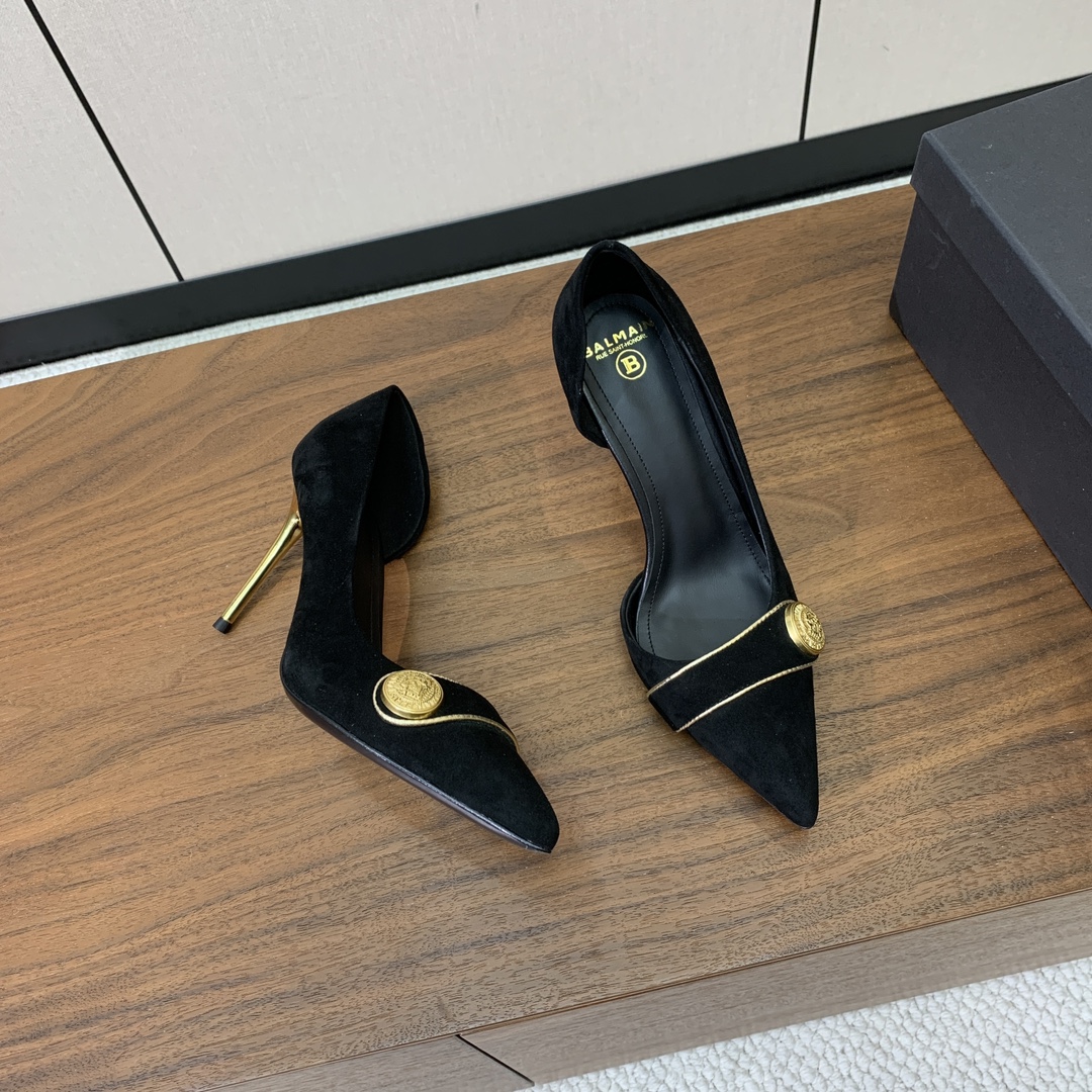 【Bal*ain】中空高跟单鞋。愈发別致出众，无敌气场、无敌好看。材质：鞋面羊京，牛皮垫脚。意大利真皮大