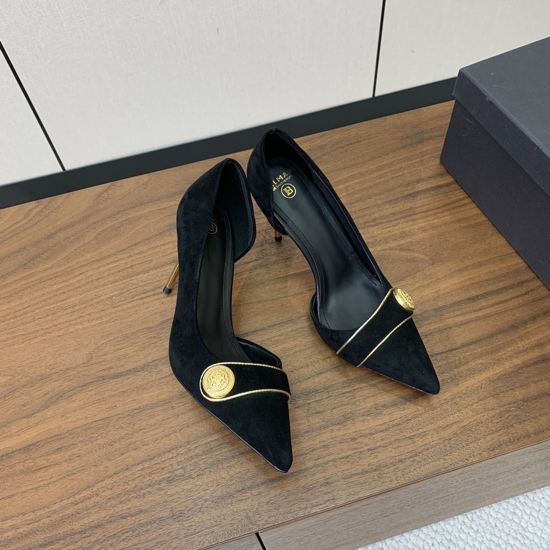 【Bal*ain】中空高跟单鞋。愈发別致出众，无敌气场、无敌好看。材质：鞋面羊京，牛皮垫脚。意大利真皮大