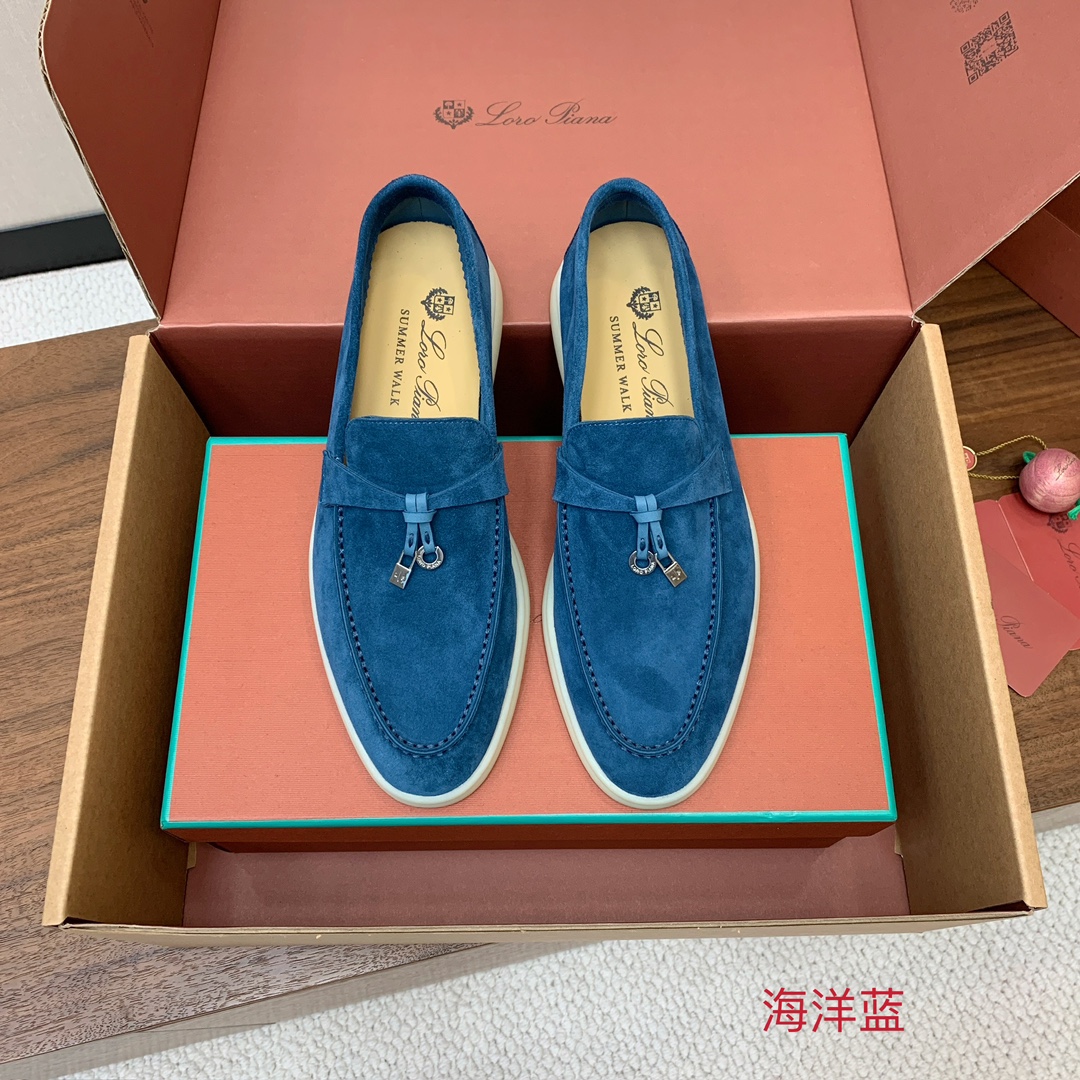 【Loro Piana】顶级版本乐福鞋，原版一比一。品牌低调奢华柔软一贯纯色简约的设计风格。皮质柔软舒适