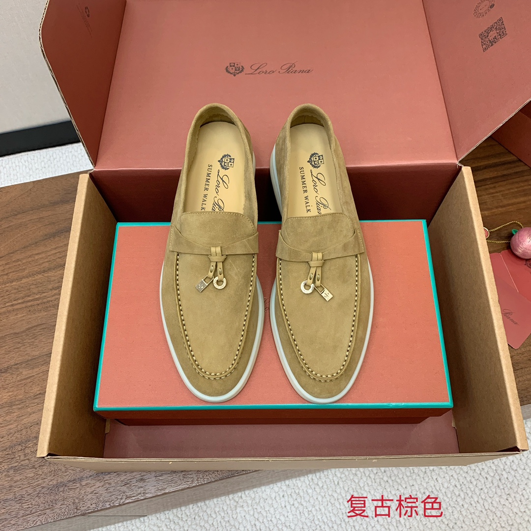【Loro Piana】顶级版本乐福鞋，原版一比一。品牌低调奢华柔软一贯纯色简约的设计风格。皮质柔软舒适