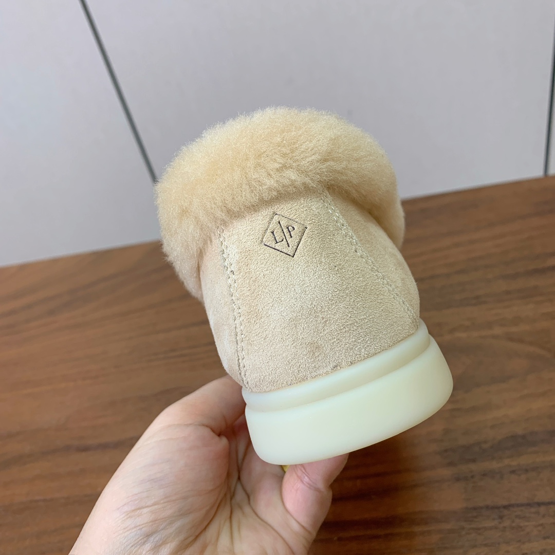 【Loro Piana】领口毛乐福鞋。意大利顶级羊绒复古优雅低调奢华。时尚性与皮料实用性同样兼具依然全网