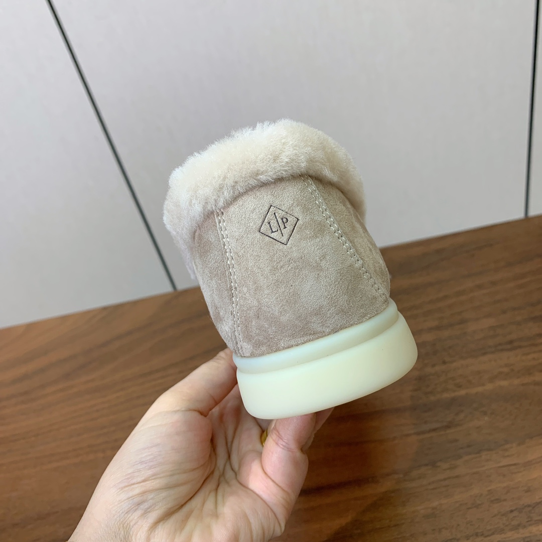 【Loro Piana】领口毛乐福鞋。意大利顶级羊绒复古优雅低调奢华。时尚性与皮料实用性同样兼具依然全网