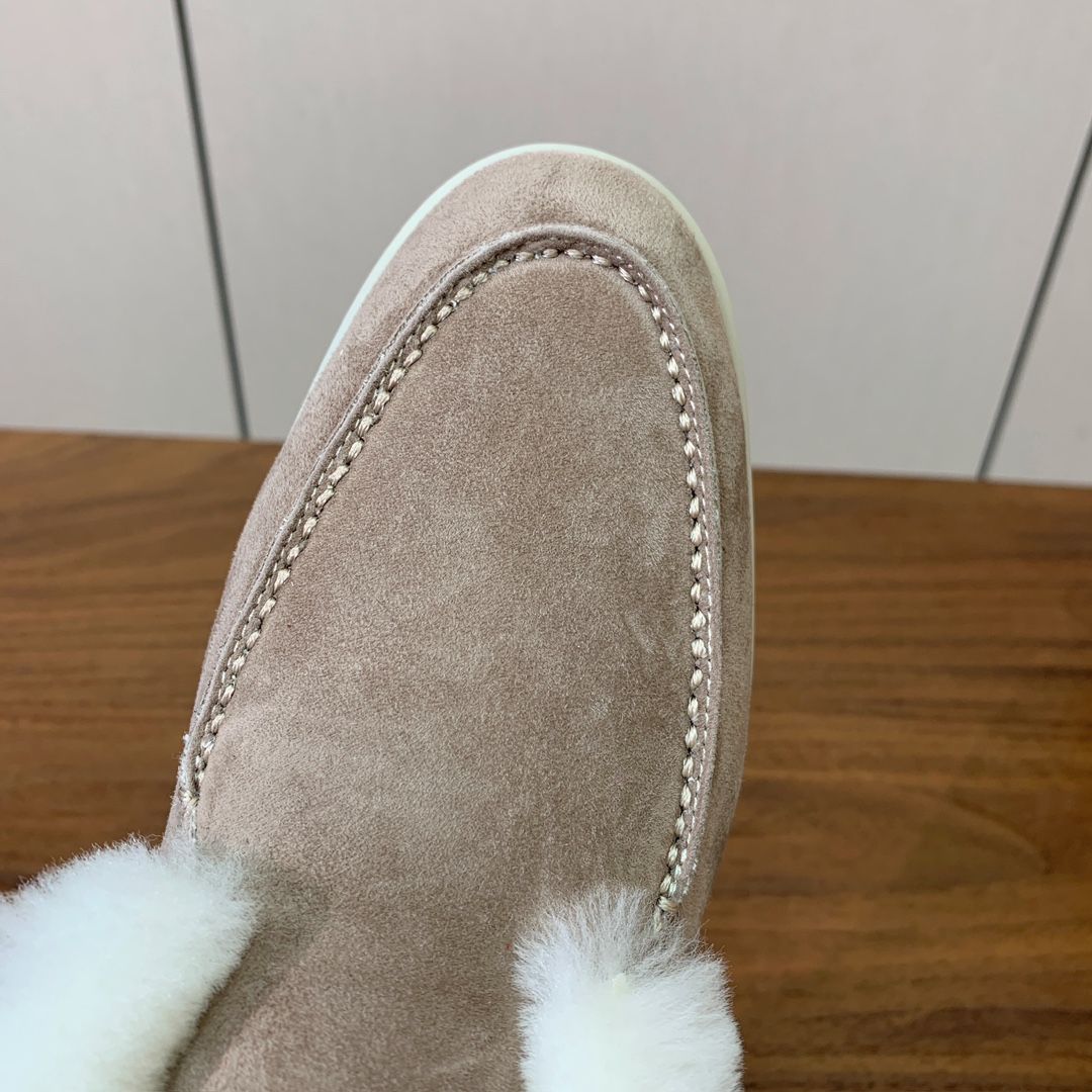 【Loro Piana】高帮毛里乐福鞋。意大利顶级羊绒复古优雅低调奢华。时尚性与皮料实用性同样兼具依然全